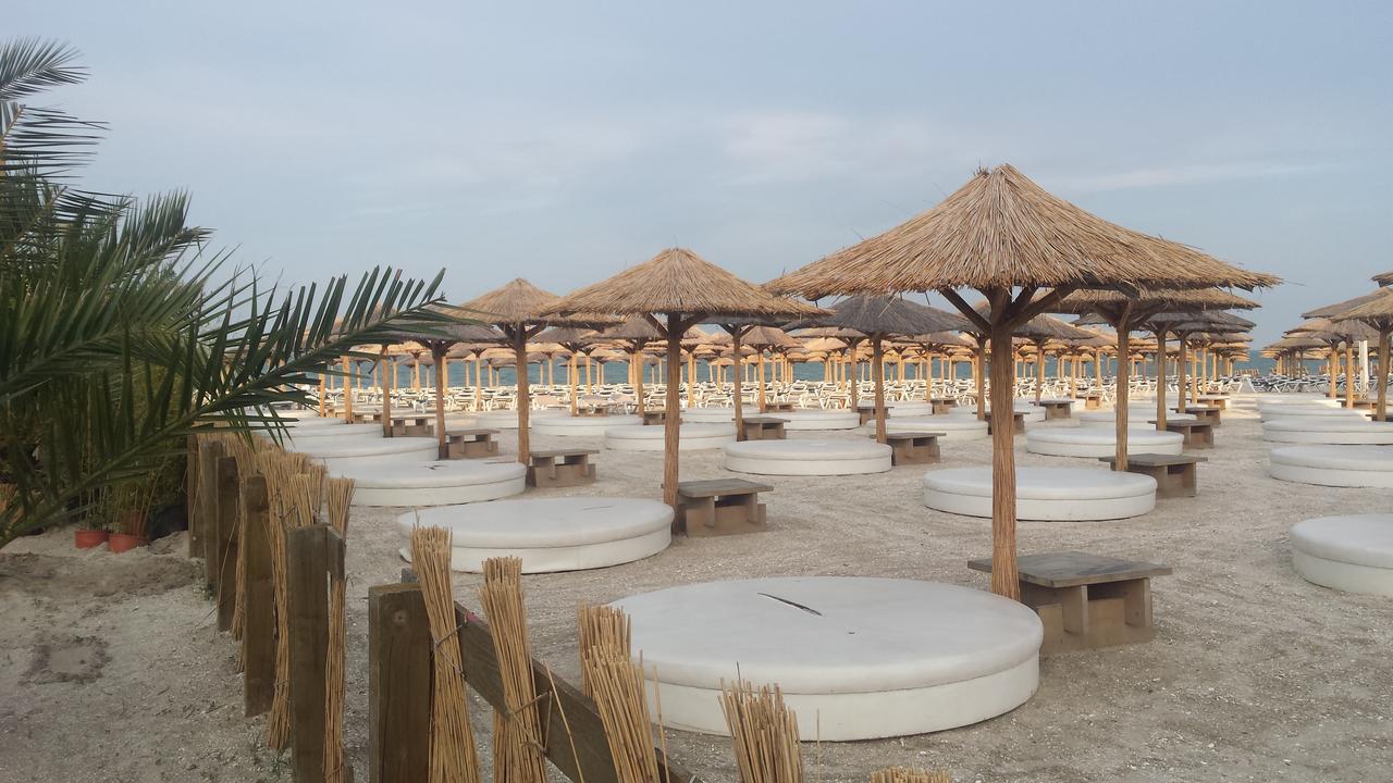 Deea Apartment Mamaia Nord Exterior photo
